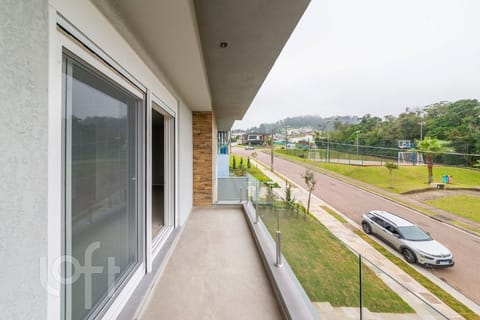 Image 22 - 293355